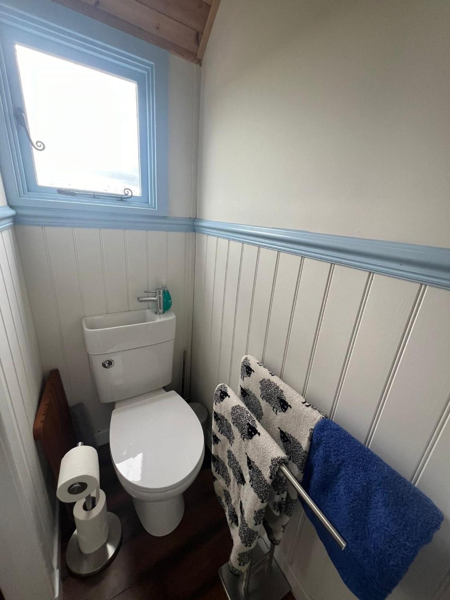 Wee Shepherds Hut Maybole Exterior photo